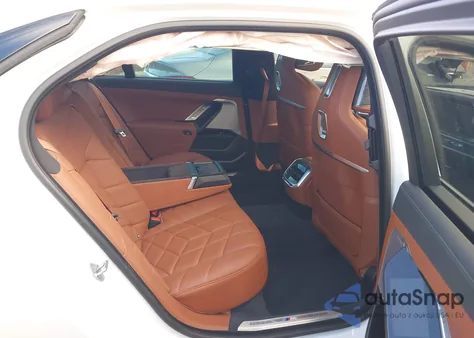 2023 BMW 760 I xDrive z USA, uszkodzony, nr VIN WBA33EJ02PCM41408